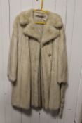 A VINTAGE PASTEL MINK FUR COAT FOR SPARES / REPAIRS