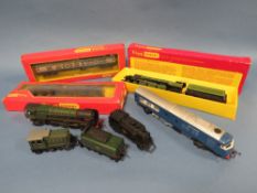 TWO BOXED HORNBY LOCOMOTIVES, FLYING SCOTSMAN - R351 ELECTRIC LOCOMOTIVE, BOXED HORNBY R727 COACH,