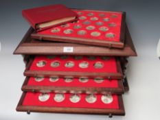 THE MASTERPIECES OF RUBENS SET OF 100 PROOF LONDON IMPORT HALLMARKED SILVER COINS / MEDALS IN A
