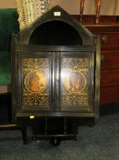 AN EDWARDIAN EBONISED AESTHETIC PERIOD HANGING CORNER CUPBOARD - H 99 CM
