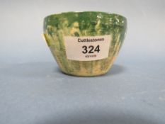 A 20TH CENTURY CERAMIC DISH MARKED TO BASE BIZARRE CLARICE CLIFF