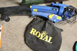 A GARDEN VAC / BLOWER