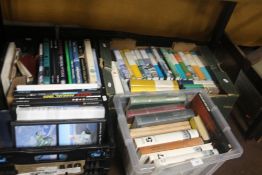 THREE TRAYS OF MAINLY MILITARY AND AIRCRAFT INTEREST