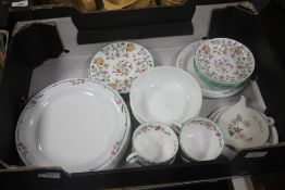 A TRAY OF CERAMICS TO INCLUDE MINTON (TRAYS NOT INCLUDED),br.