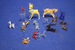 A COLLECTION OF GLASS ANIMALS TOGETHER WITH A BESWICK CALF ETC