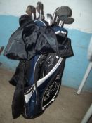 A CALLAWAY GOLF BAG WITH GOLF CLUBS AND CONTENTS
