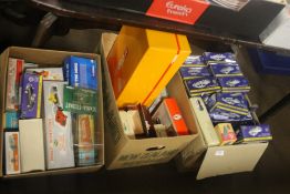 A QUANTITY OF EMPTY TOY VEHICLE BOXES TO INCLUDE DINKY, CORGI ETC (TRAYS NOT INCLUDED),br.