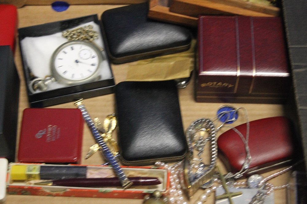 A TRAY OF ASSORTED COLLECTABLES, COSTUME JEWELLREY, WRIST WATCHES ETC - Image 2 of 2