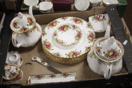 A TRAY OF ROYAL ALBERT ,OLD COUNTRY ROSES, (TRAYS NOT INCLUDED),br.