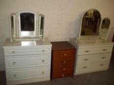 A SELECTION OF MODERN BEDROOM FURNITURE INCLUDING 3 ITEMS CONSISTING OF 2 DRESSING TABLES AND A