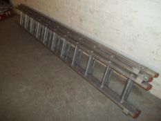 A TRIPLE ALUMINIUM 11 RUNG LADDER