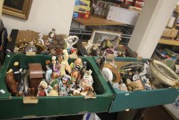 FOUR TRAYS OF ASSORTED CERAMICS TO INCLUDE ORNAMENTS (TRAYS NOT INCLUDED),br.