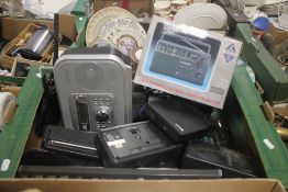 A TRAY OF ASSORTED RADIOS (TRAYS NOT INCLUDED),br.