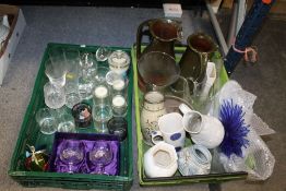 TWO TRAYS OF CERAMICS AND GLASS TO INC AN ART GLASS WALL HANGING, PORTMEIRION JUG ETC