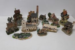 TWO TRAYS OF ASSORTED LILLIPUT LANE MODEL HOUSES TON INCLUDE BOXED EXAMPLES ETC