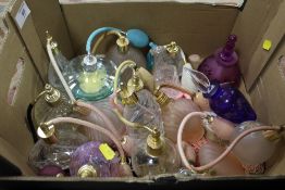 A COLLECTION OF THREE TRAYS OF ASSORTED SCENT BOTTLES, ATOMIZERS ETC TO INCLUDE CAITHNESS, STEWART