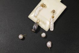 A PAIR OF 14KT PEARL DROP EARRINGS TOGETHER WITH A TAHITIAN PEARL DROP PENDANT ETC