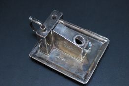 A HALLMARKED SILVER COMBINATION CIGAR CUTTER DESK STAND - CHESTER 1898, A/F, approx weight 157.7g, W