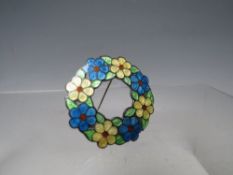 A HALLMARKED SILVER AND ENAMEL FLORAL BROOCH - BIRMINGHAM 1921, Dia. 4.5 cm