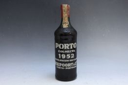 1 BOTTLE OF NIEPOORT & CA LDA 1952 PORT - TOP SHOULDER