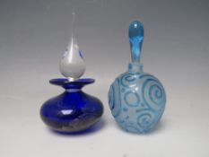 TWO ED BURKE E & M STUDIO GLASS CONTEMPORARY SCENT BOTTLES, comprising a blue 'Doodle' pattern