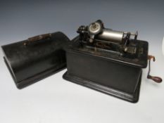 A VINTAGE EDISON STANDARD PHONOGRAPH