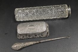 ANTIQUE SILVER MOUNTED JARS TOGETHER WITH A SILVER HANDLED BUTTON HOOK