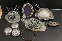 A SELECTION OF SILVER AND PLATED WARE TO INC A SILVER PLATE WHISKEY PIERCED DECANTER LABEL