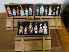 A THOMAS PACCONI CLASSICS 2004 / 30 YEARS COLLECTION OF GLASS BLOWN ORNAMENT SETS IN ORIGINAL FITTED