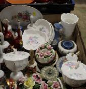 A TRAY OF CERAMICS TO INCLUDE #AYNSLEY LITTLE SWEETHEART, WEDGWOOD JASPERWARE ETC