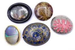 5x div. Modeschmuck Broschen
