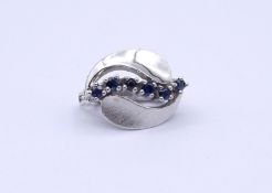 585er WG Verschluss mit Saphiren, 3,7g., 19x14mm