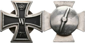 Preußen, Eisernes Kreuz 1914 1. Klasse, gewölbte Form, nicht magnetisch, an Schraubscheibe, ohne Her