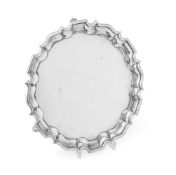A SILVER SHAPED CIRCULAR SALVER, THOMAS BRABURY & SON