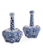 A PAIR OF CHINESE 'PHOENIX' BLUE AND WHITE CROCUS VASES
