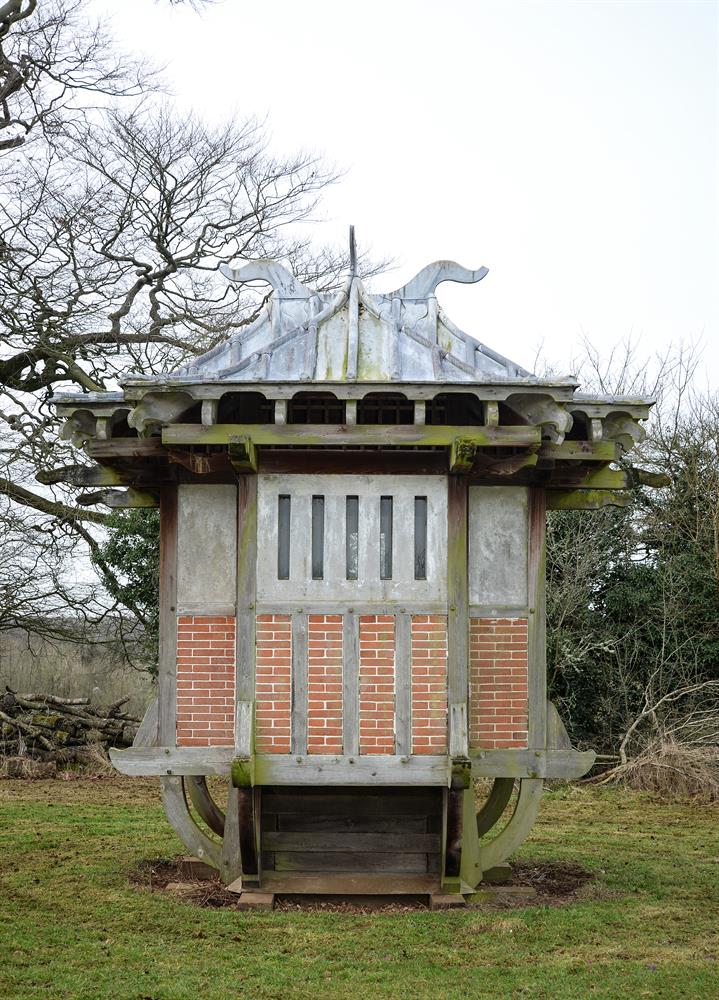 A LATE VICTORIAN ARTS & CRAFTS TEA HOUSE IN ASIAN TASTE, CIRCA 1890 - Image 5 of 20