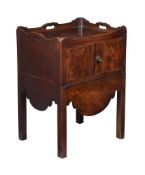 A GEORGE III MAHOGANY NIGHT COMMODE