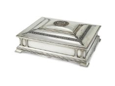 AN EDWARDIAN SCOTTISH SILVER PRESENTATION CASKET