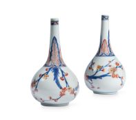 A PAIR OF CHINESE IMARI BOTTLE VASES, KANGXI