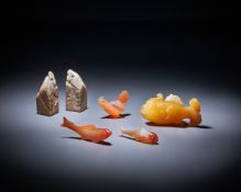 A Chinese yellow agate carved fish snuff bottle