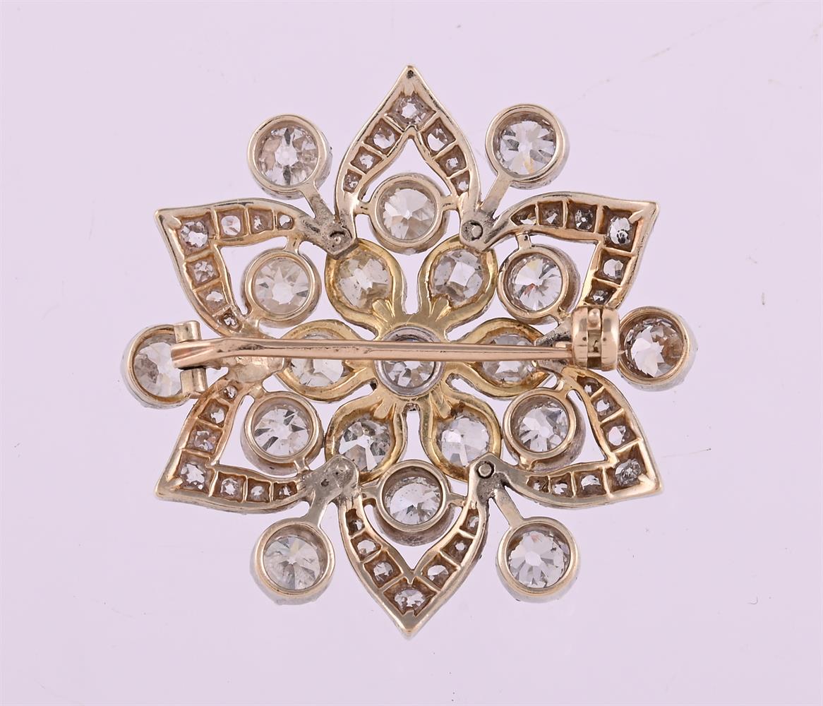 A LATE VICTORIAN AND LATER DIAMOND FLOWER HEAD CLUSTER BROOCH - Image 2 of 2