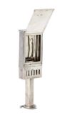 A VICTORIAN SILVER TRAVELLING COACH LAMP