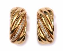 Ein Paar Ohrclips von Wempe (BY KIM)