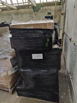 1 Pallet of New Mixed Christmas Decorations
