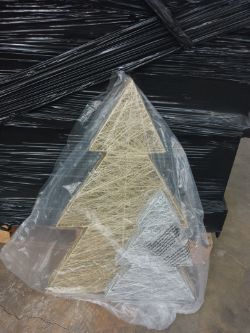 1 Pallet of LED Christmas trees & Stars