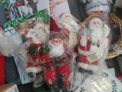 1 Pallet of Christmas decorations, including mini Santas, Light up pictures, Baubles & more