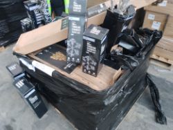 1 Pallet of Christmas products - New and returned stock - including light up snowflakes and trees