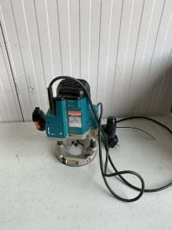 Makita 3612 C Router 240v #2 - Removed from joiners shop - Untested