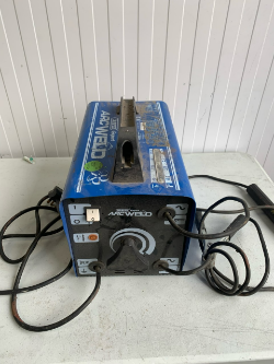 Draper Arcweld 240v welder - Removed from joiners shop - Untested