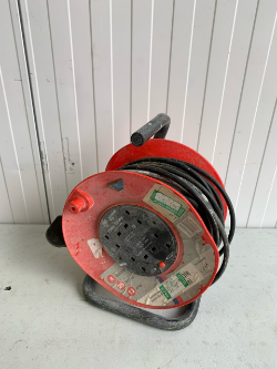 25m 240v extension lead - Removed from joiners shop - Untested